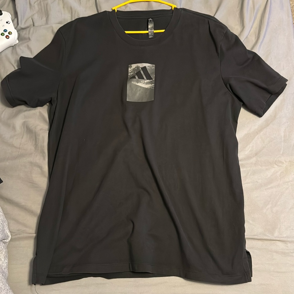 Addidas Men’s Black Shirt - XL